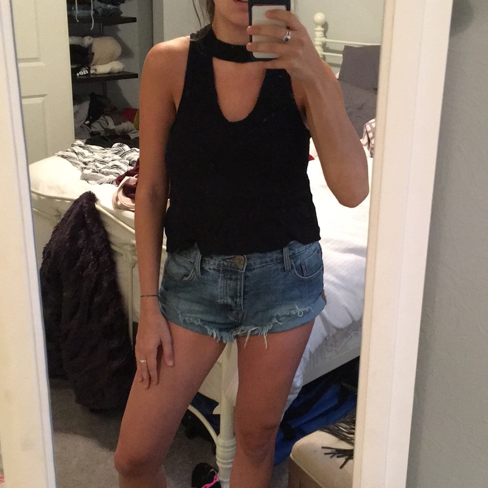 Choker black blouse